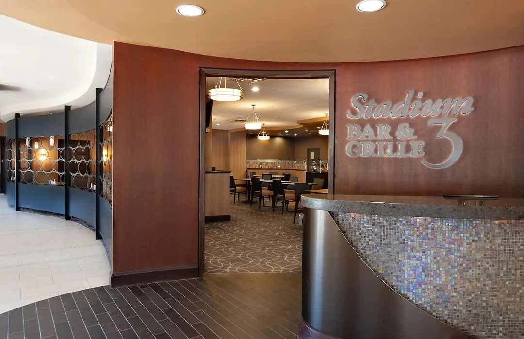 Doubletree By Hilton Hotel Cleveland Downtown - Lakeside-1