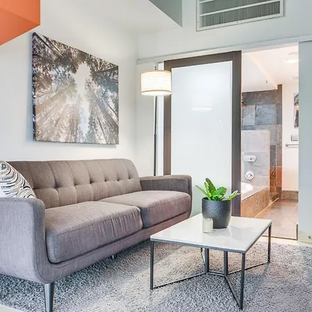 Dtwn Cleveland Loft-Style Condo: Walk To Stadiums!-3